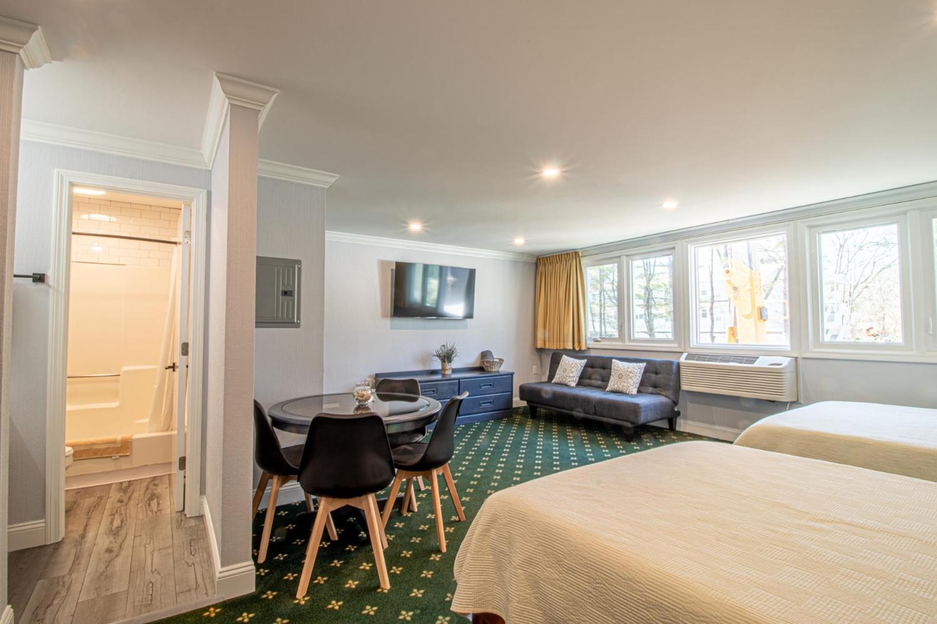 The Niantic Inn Exterior foto